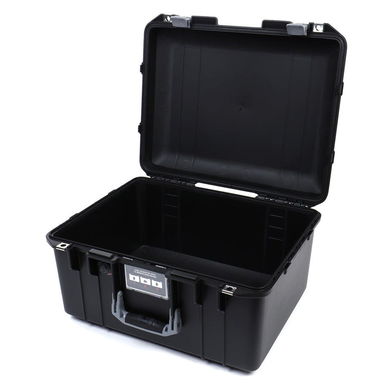 Pelican 1557 Air Case, Black with Silver Handle & Latches ColorCase 
