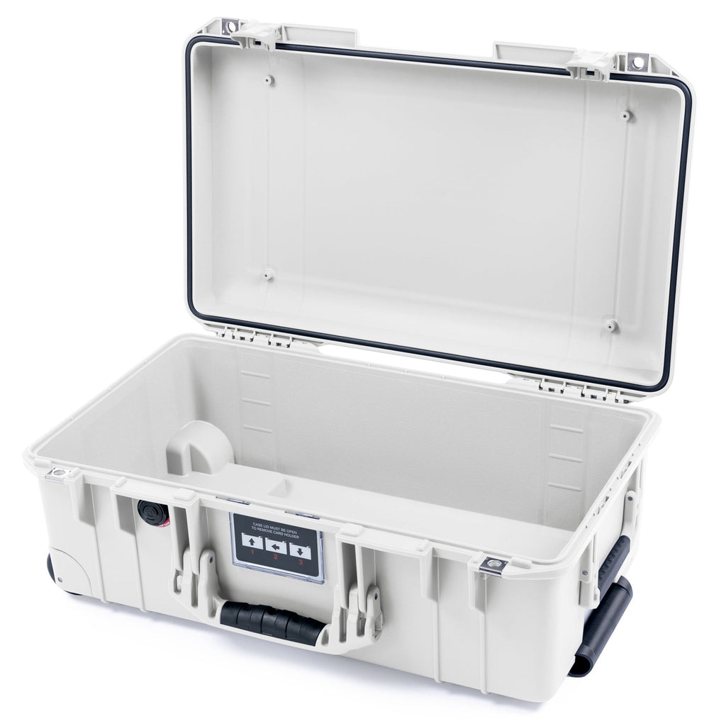Pelican Air 1535 ホワイト(限定カラー) Pelican-1535-Air-Whiteout-