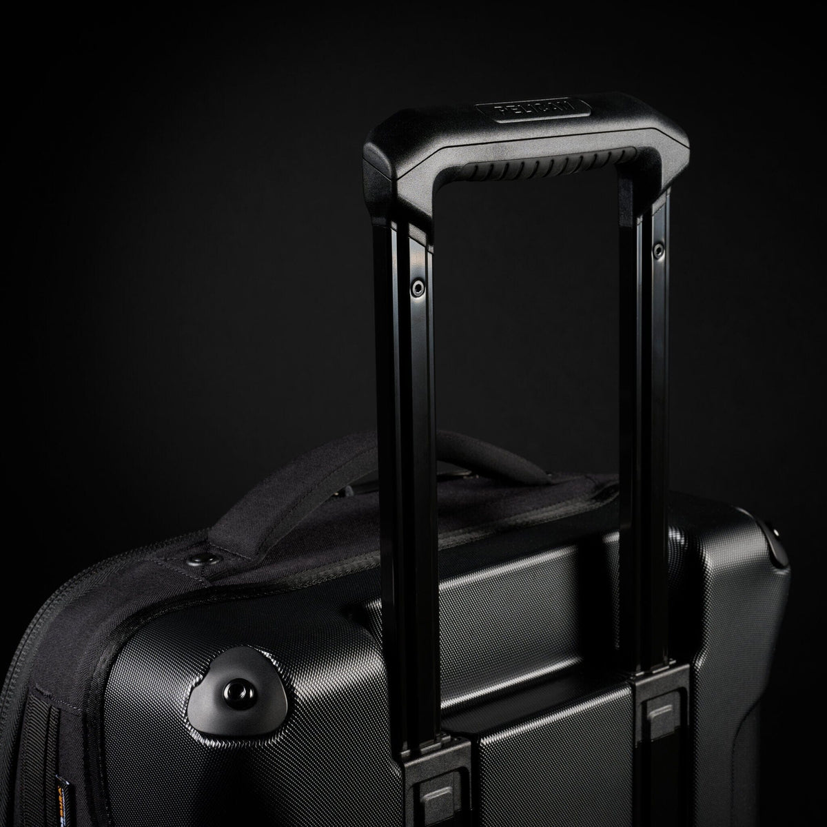 Pelican Aegis 22&quot; Carry-on Rolling Hybrid Duffel, Sand ColorCase 