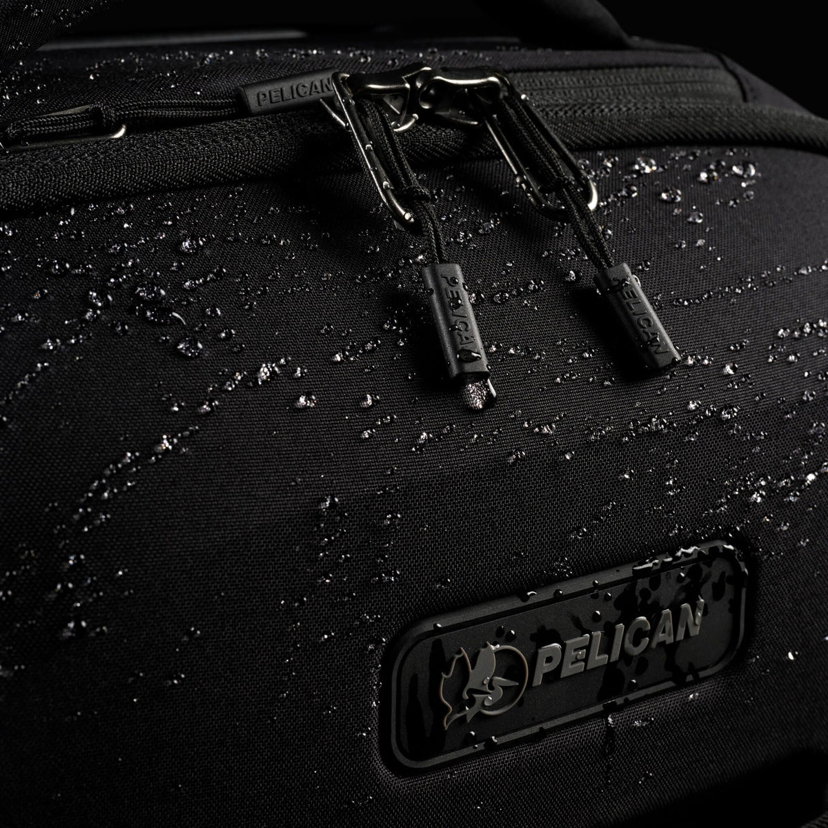 Pelican Aegis 22&quot; Carry-on Rolling Hybrid Duffel, Sand ColorCase 