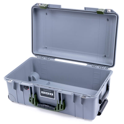 Pelican 1535 Air Case, Silver with OD Green Handles & Latches None (Case Only) ColorCase 015350-0000-180-130