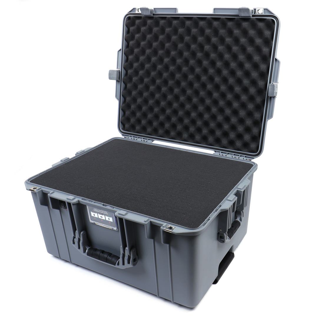 Pelican 1607 Air Case, Silver Pick & Pluck Foam with Convolute Lid Foam ColorCase 016070-0001-180-180