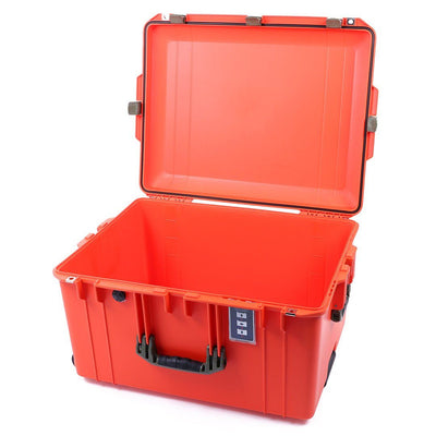 Pelican 1637 Air Case, Orange with OD Green Handles & Latches None (Case Only) ColorCase 016370-0000-150-130